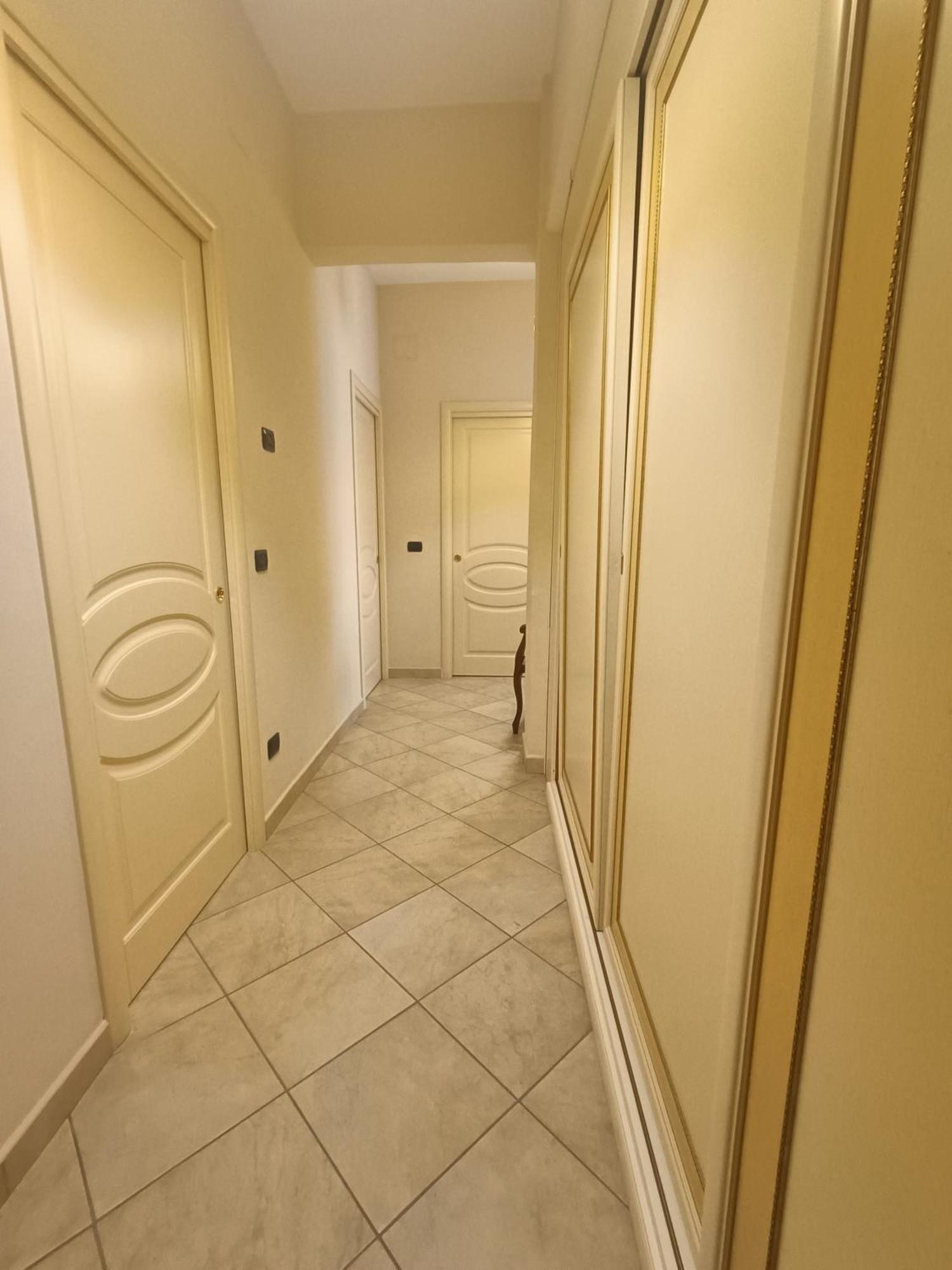 Central Apartment Castellammare di Stabia Dış mekan fotoğraf